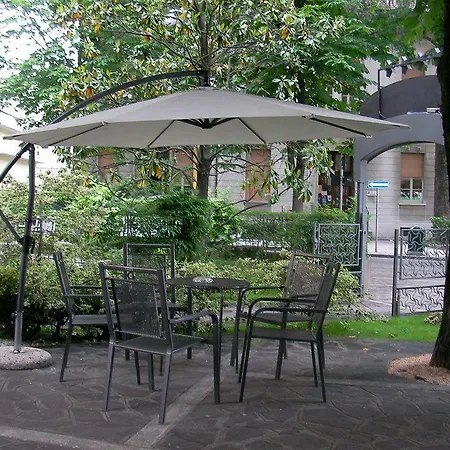 Otel Grand Bolognese 3*
